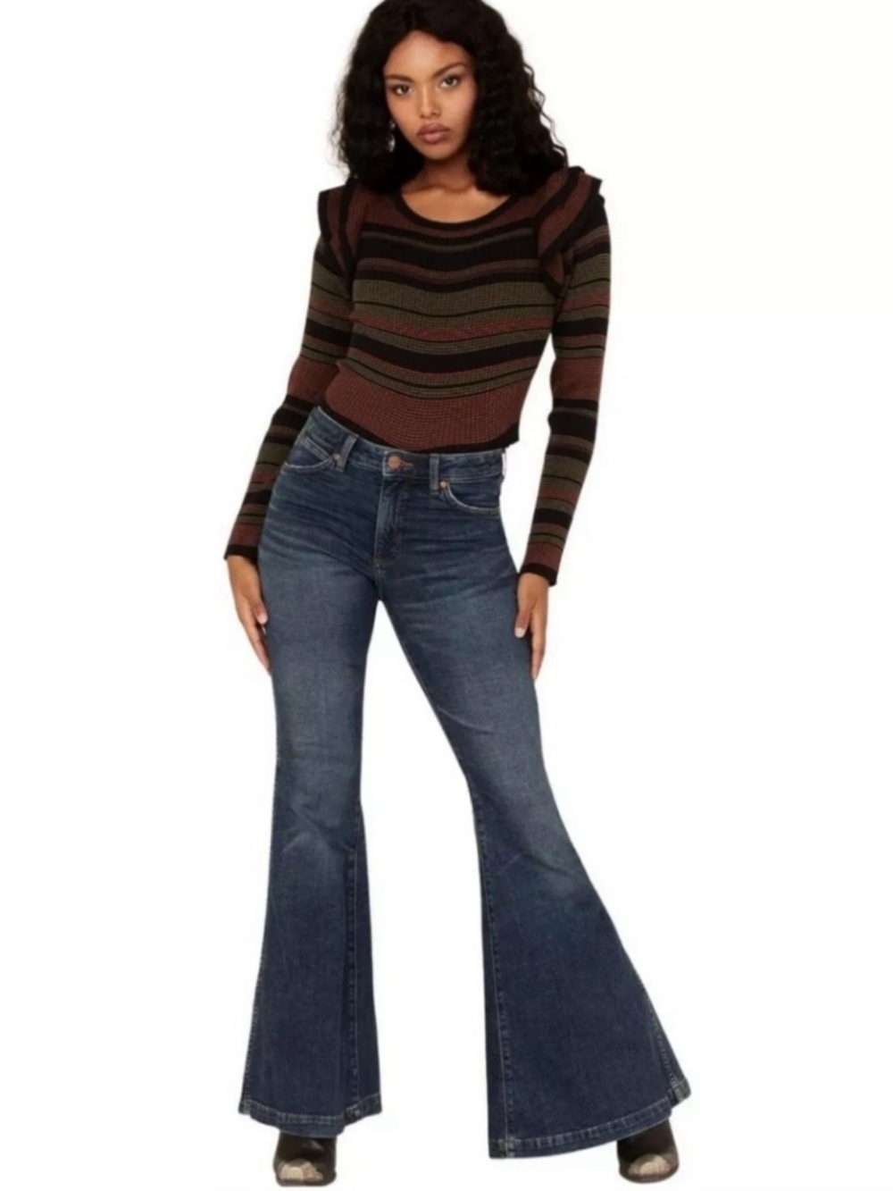 Wrangler Jeans Womens Retro
High Rise Flare Bell Bottoms
Cowgirl Indie Boho sz27